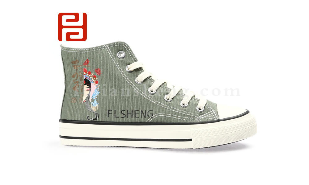 中國(guó)風(fēng)高幫帆布鞋 臉譜刺繡情侶鞋潮流百搭休閑布鞋圖片