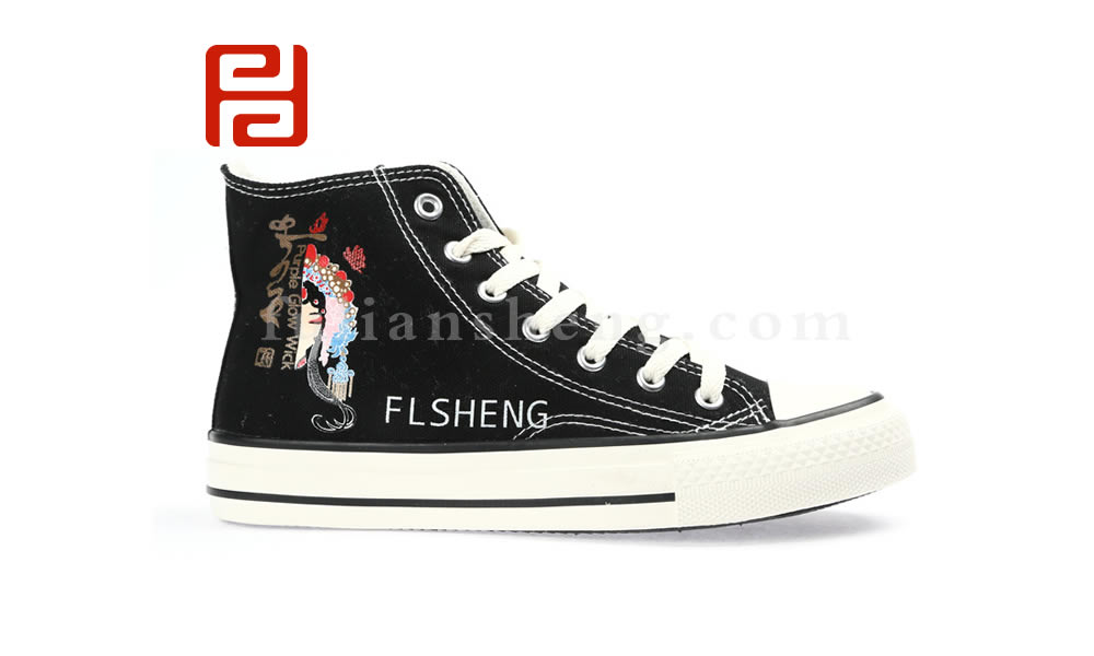 中國(guó)風(fēng)高幫帆布鞋 臉譜刺繡情侶鞋潮流百搭休閑布鞋圖片