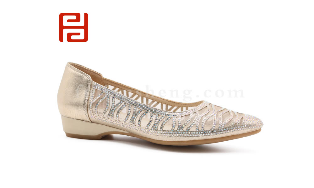 福連升夏時尚透氣網(wǎng)孔低跟老北京布鞋女士涼鞋圖片