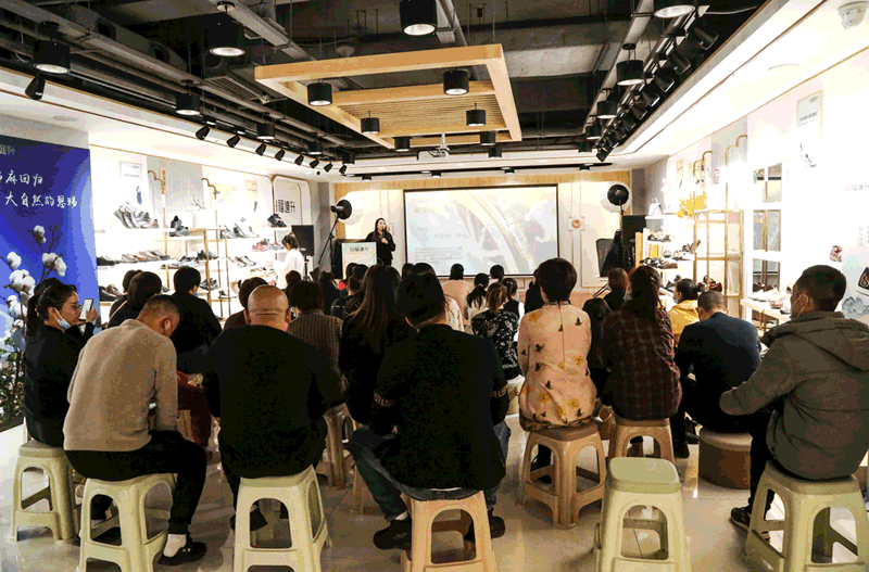 訂貨現(xiàn)場講解