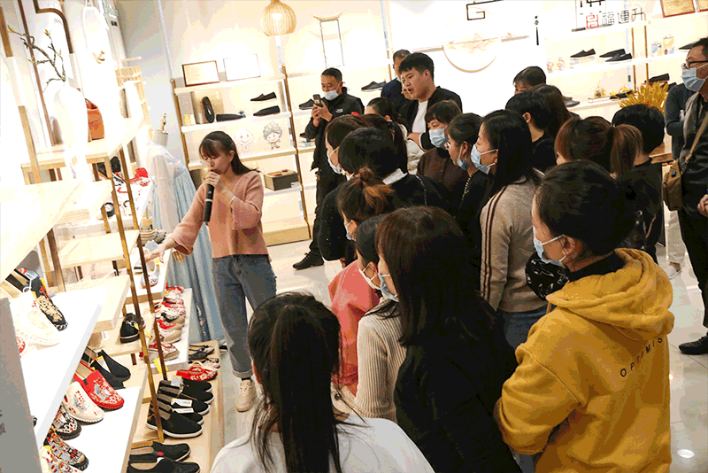 華北分公司引爆訂貨現(xiàn)場