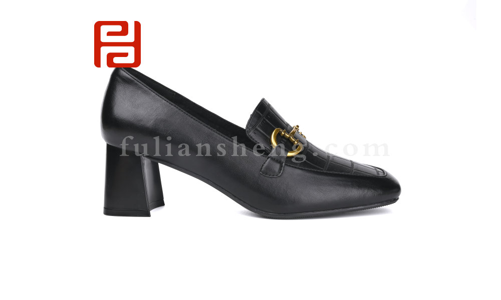 福連升春秋女鞋優(yōu)雅舒適跟鞋復(fù)古扣件單鞋