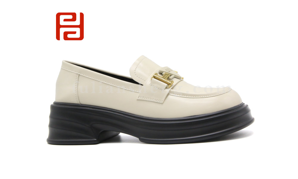 福連升春秋新款女鞋時(shí)尚休閑樂福鞋女單鞋