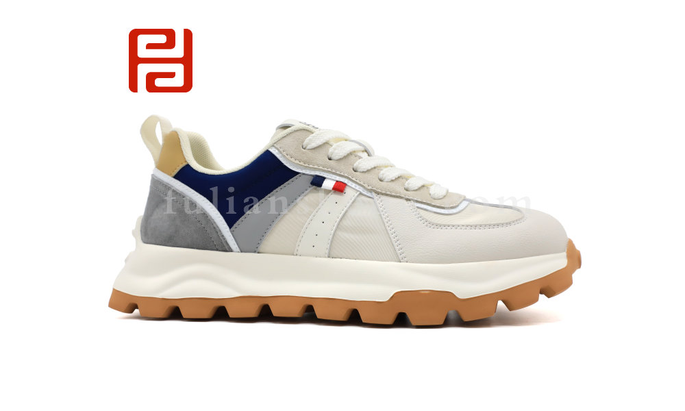 時(shí)尚休閑男鞋豬巴皮+雨傘布面料3D緩震鞋墊