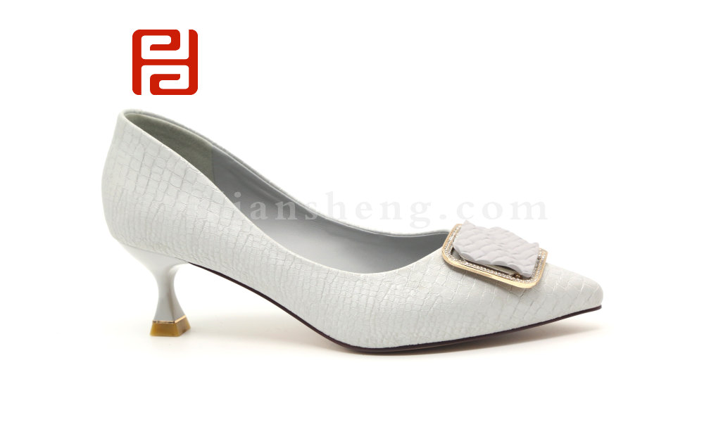 福連升休閑鞋女鞋職業(yè)工作鞋春款尖頭方扣細(xì)跟中高跟鞋淺口單鞋圖片