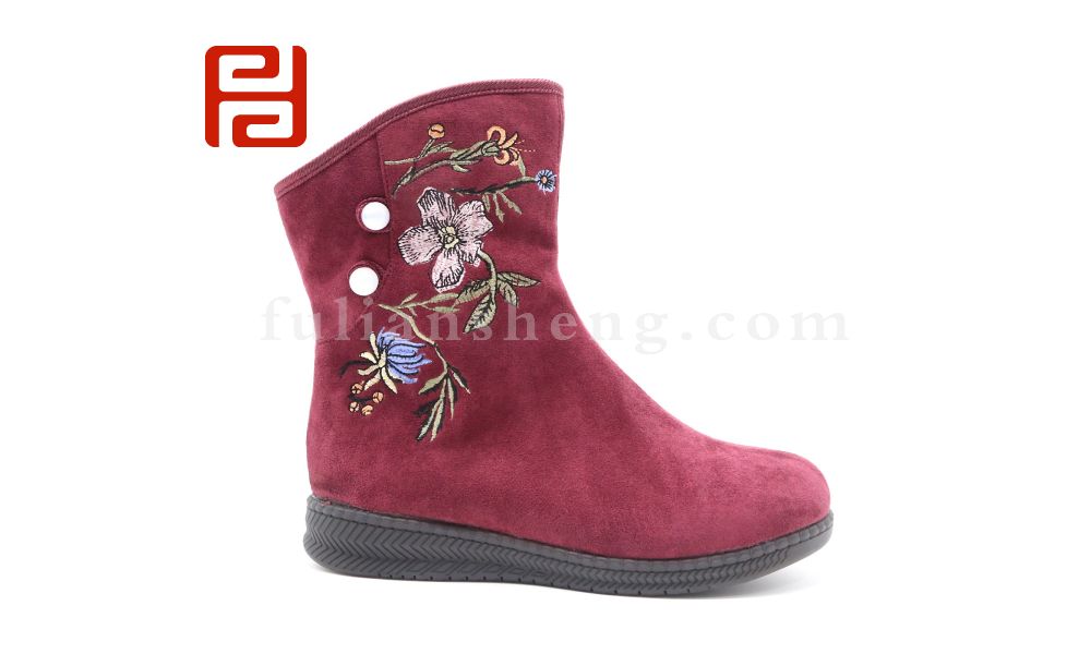 福連升老北京布鞋冬加絨中國(guó)風(fēng)刺繡女款短靴圖片
