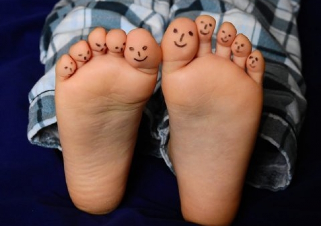 中年人保持足部健康應該怎么做？