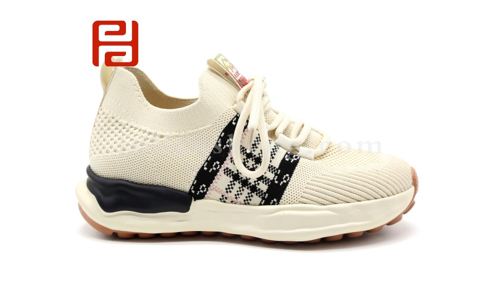 福連升舒適軟底女鞋春季透氣休閑運(yùn)動旅游鞋媽媽鞋